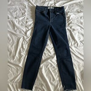 GAP True Skinny Super High Rise Jeans Classic Design